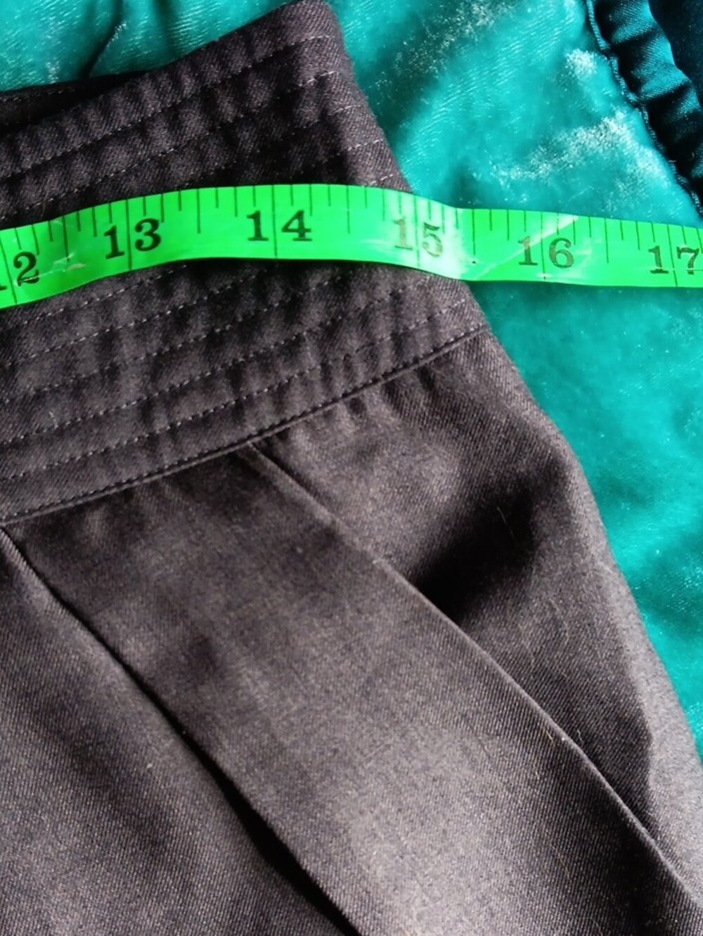Classic Pleated Pencil Skirt in Dark Gray - Picture 8 of 9